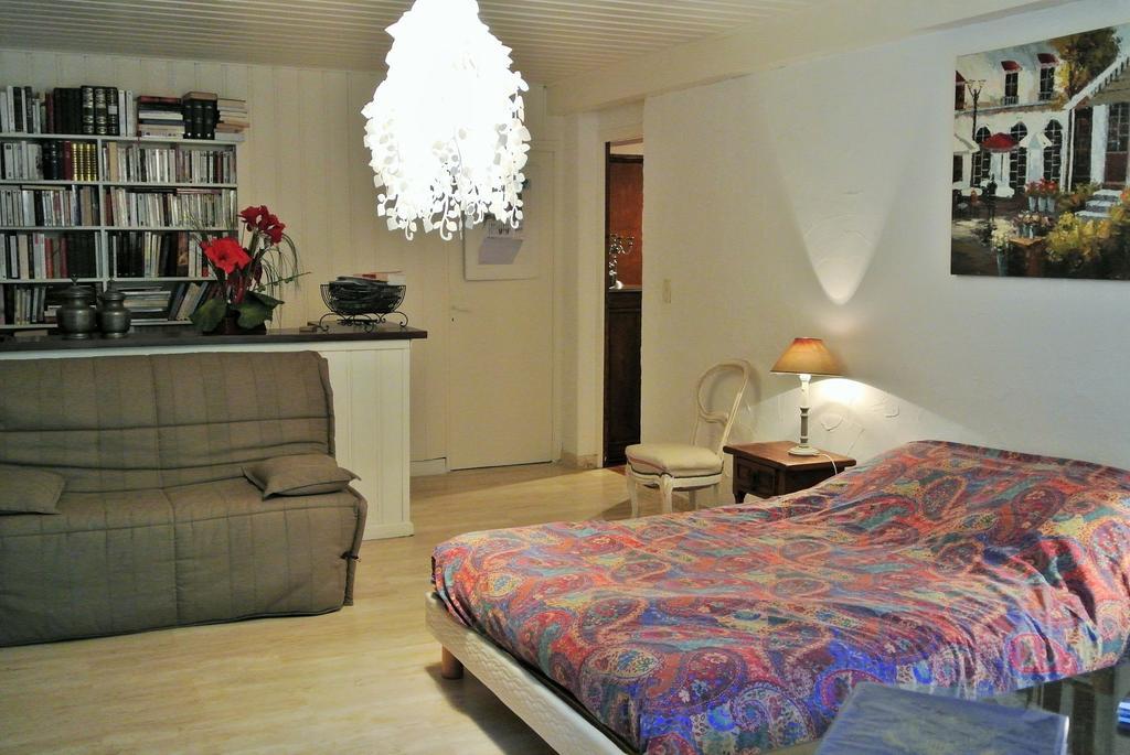 Bed and Breakfast St Alex - la rouviere Saint-Alexandre Zimmer foto